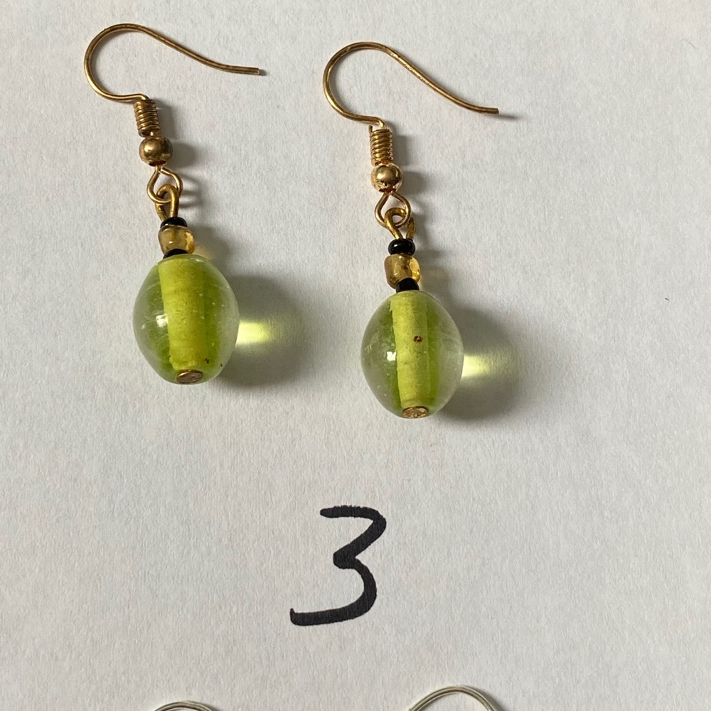 Various earrings - Picture 5 of 14